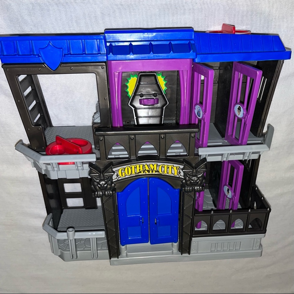 Imaginext 2012 DC Super Friends Gotham City Jail Playset